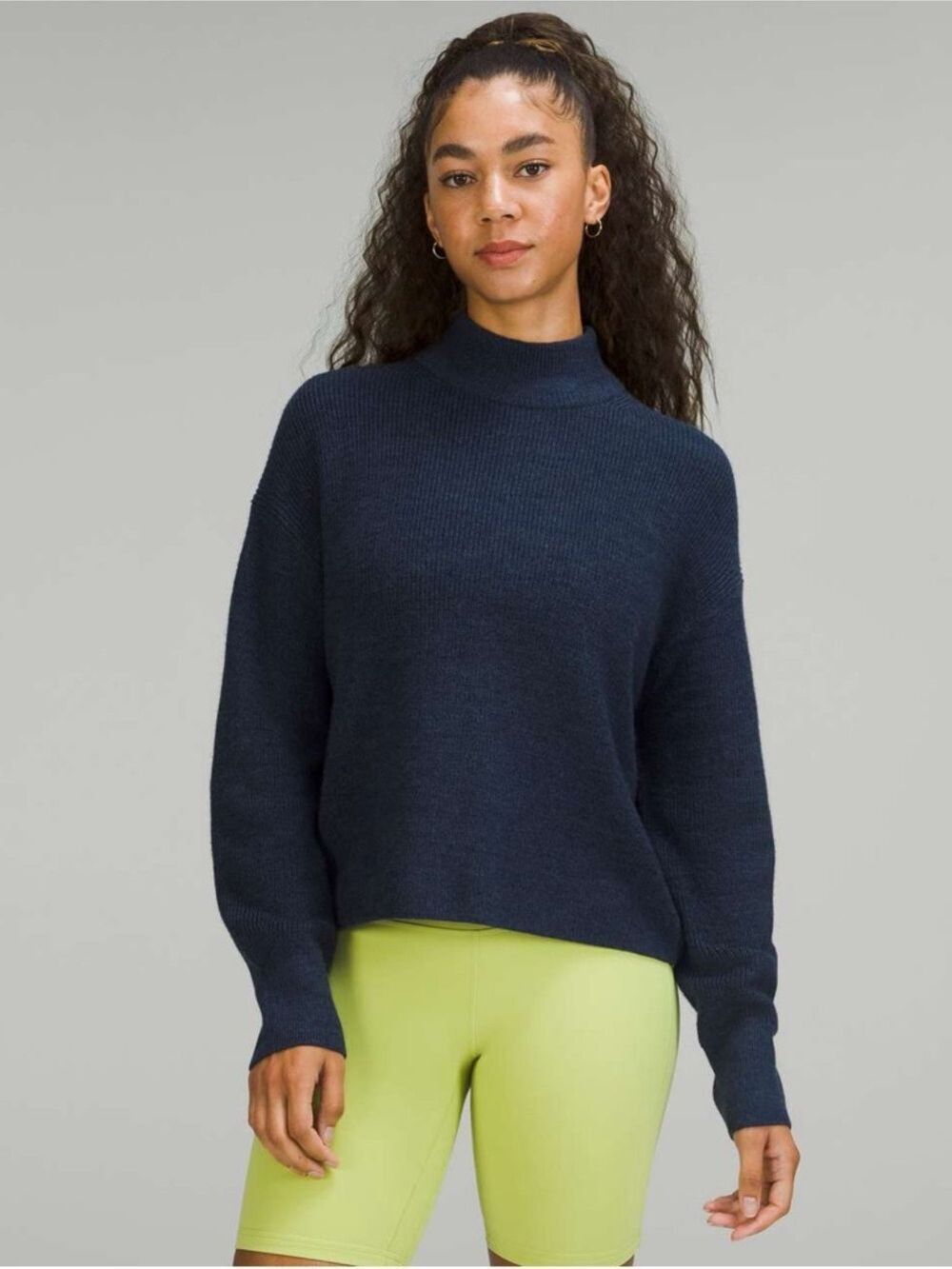 Lululemon Merino Wool-Blend Ribbed Turtleneck Sweater Heathered True Navy Size 4